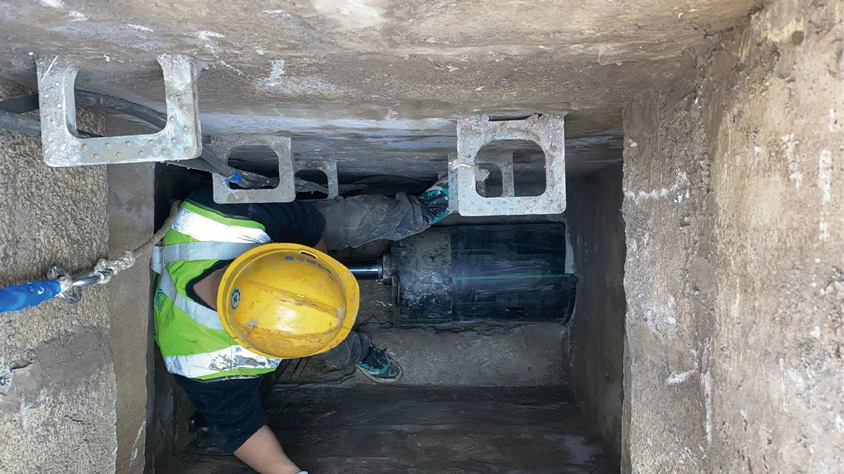 边坝HDPE短管内衬法